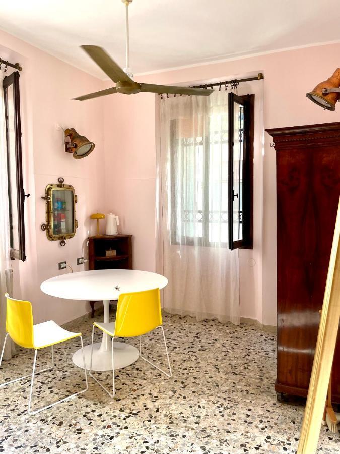 Venetian Pink Apartment In Dorsoduro Luaran gambar