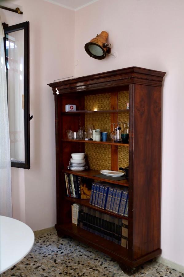 Venetian Pink Apartment In Dorsoduro Luaran gambar