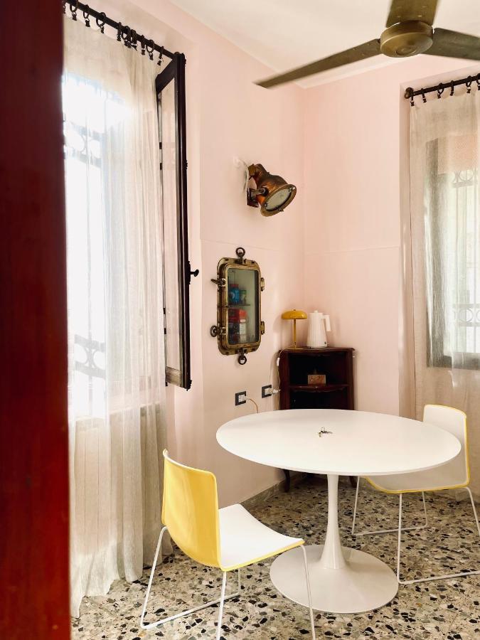 Venetian Pink Apartment In Dorsoduro Luaran gambar